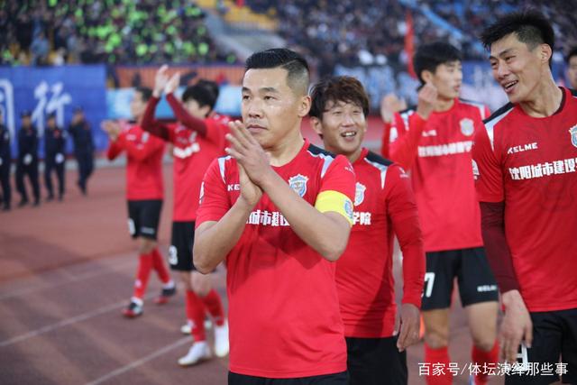 中国U18男冰斩获世锦赛乙级A组亚军 中国女冰降组