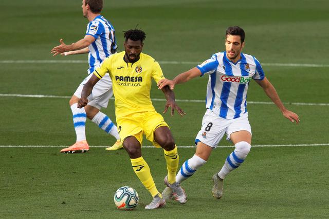 姆巴佩球员通道内找队友沟通没人理